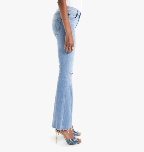 Mother Denim Women’s Pants offers Jeans 1535-360 The Weekender Fray Dreamer Blue Sz 24